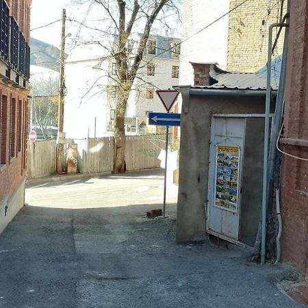 2 Santeli Turn Guest House Tbilisi Eksteriør billede