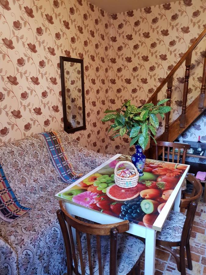 2 Santeli Turn Guest House Tbilisi Eksteriør billede