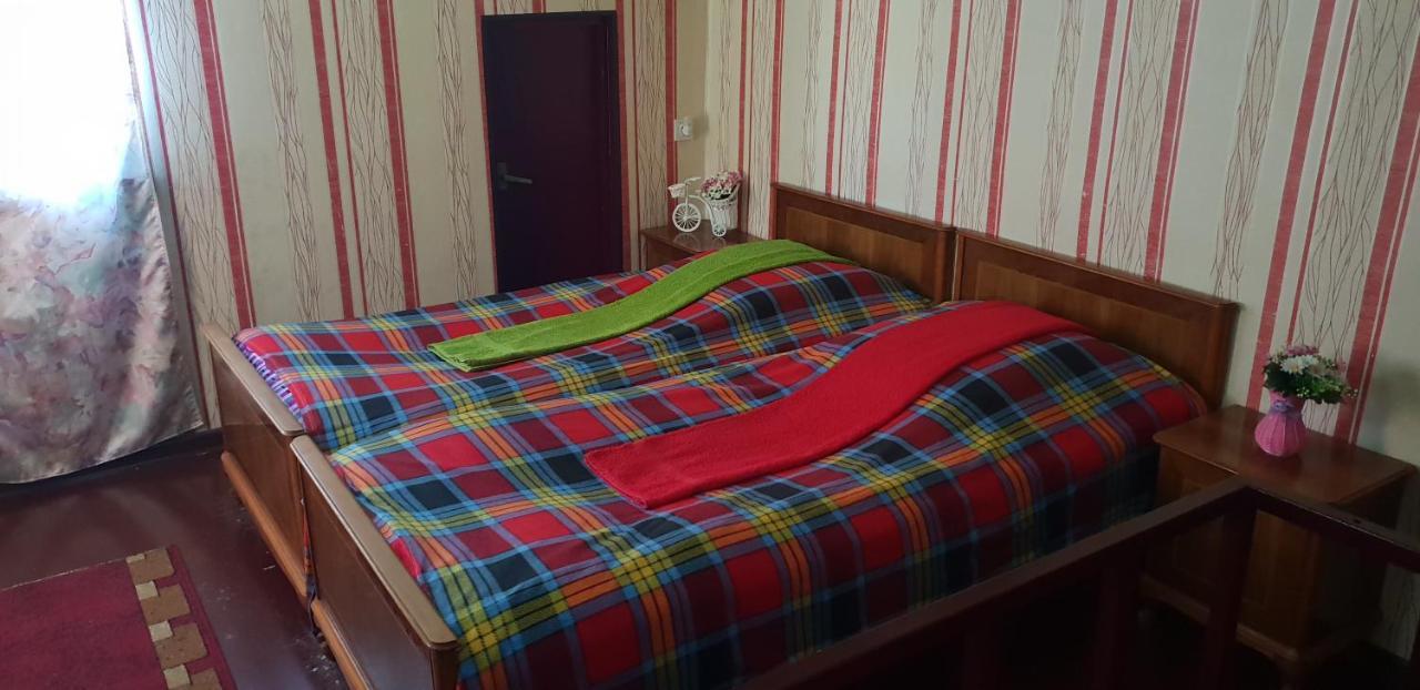 2 Santeli Turn Guest House Tbilisi Eksteriør billede